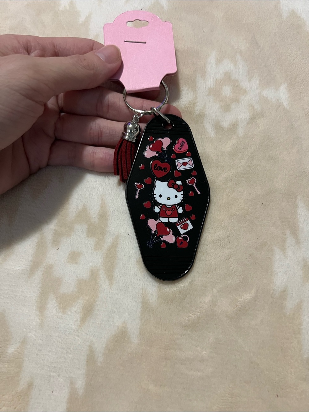 Hello Kitty Keychain ✨ - Picture 2 of 4